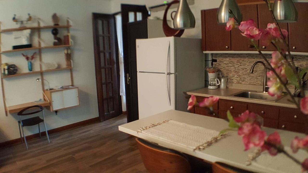 Cozybeach Large 1Bdrapt 50 Steps From Atlantic Ocean Private Street Between Ocean Park & Isla Verde 5 Mins From Airport San Juan Exteriör bild